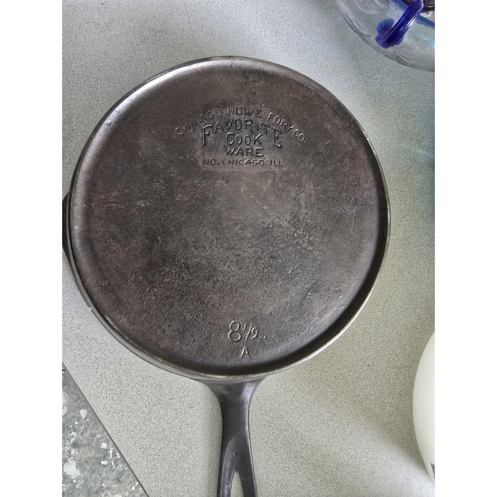 Rare Vtg. Chicago HDWE FDRY Co. Favorite #8 1/2 Deep Skillet With Lid As Is